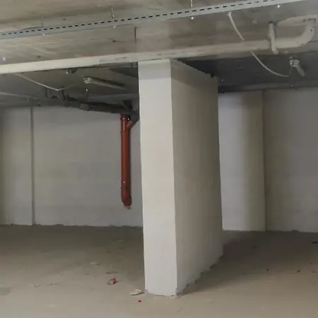 Zentrum Tower 44 * Μανγκάλια